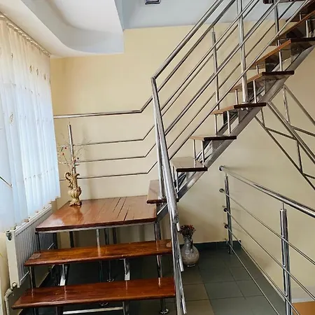 Alex & Maria Guest house